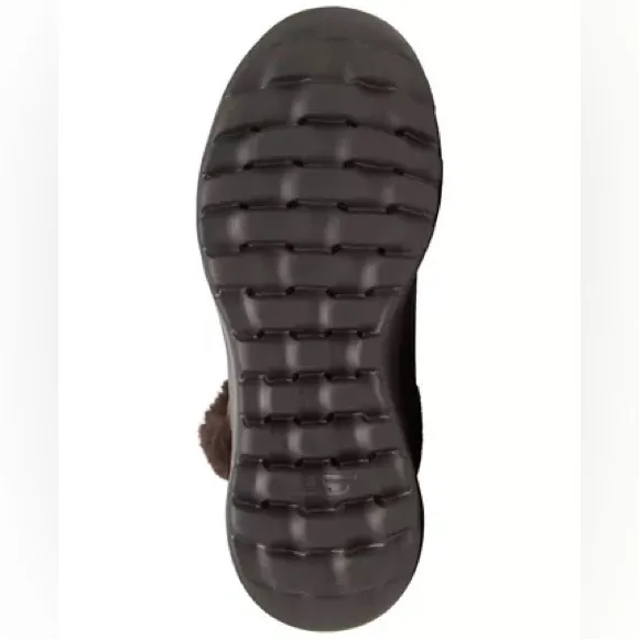 SKECHERS BROWN FUR LINED ANKLE BOOTS