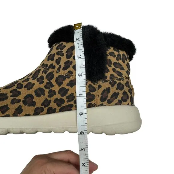 Skechers On-The-Go Joy Ankle Boots Suede Snow Kitty Leopard Walking Cozy EUC 9