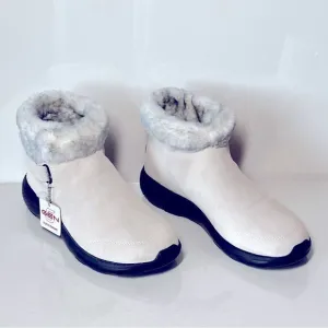 Skechers On the GO City 2 Cuddle Up Suede and Faux Fur Ankle Boots