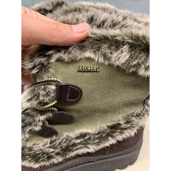 Skechers Women's Faux Fur Lined Winter Boots Size 7.5 Green Suede SN 46083