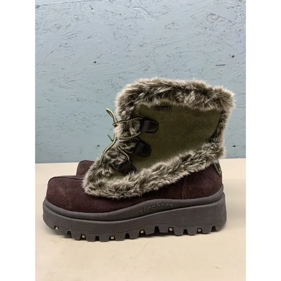 Skechers Women's Faux Fur Lined Winter Boots Size 7.5 Green Suede SN 46083