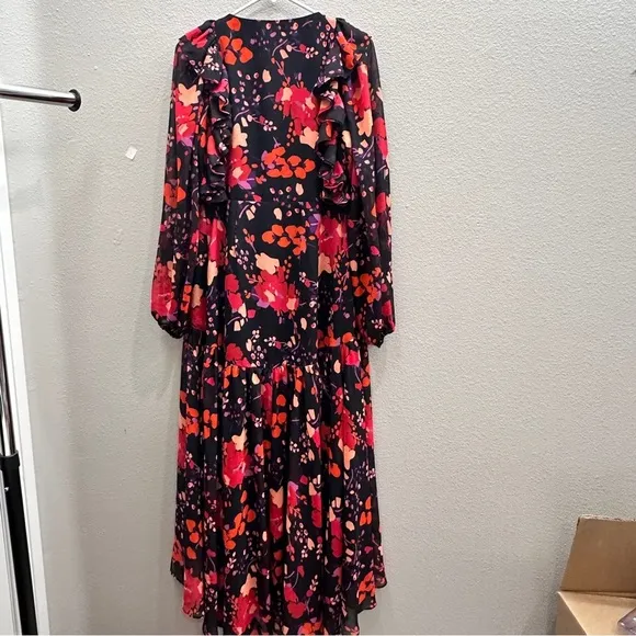 Slate &amp; Willow Dress Women's Size XS Black and Red Floral Midi Wrap Long Sleeve