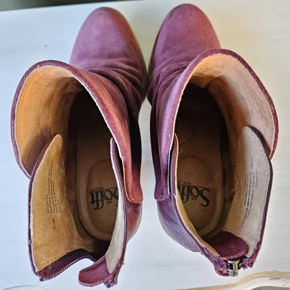 Sofft Women’s Teyton Mosto Red Cordovan Ruched Stacked Heel Ankle Boots Size 8.5