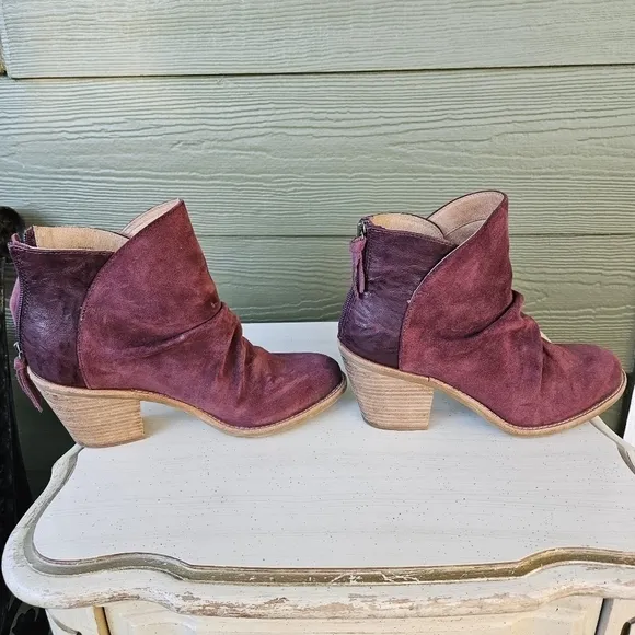 Sofft Women’s Teyton Mosto Red Cordovan Ruched Stacked Heel Ankle Boots Size 8.5