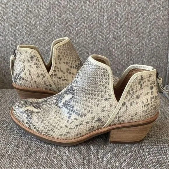 Sofft Abena Black Cream Leather Snake PrintConfort Ankle Boots Women's Size 6