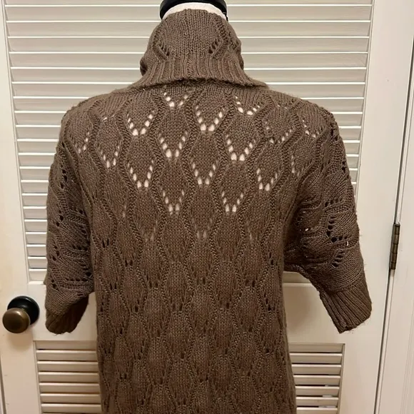 Soft Surroundings Sweater in Brown, Size Medium, EUC