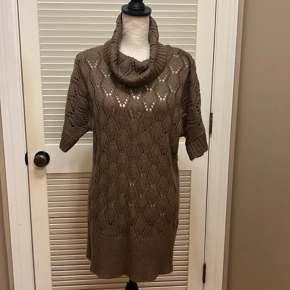 Soft Surroundings Sweater in Brown, Size Medium, EUC