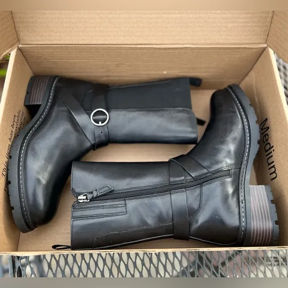Soft Walk Neenah Black Leather Riding Moto Boots Womens Size 7.5 Wide NEW