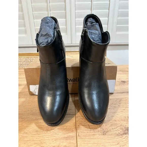 Softwalk Women's Roselle Black Booties Leather Upper Size 9 NIB Double Zip Ankle