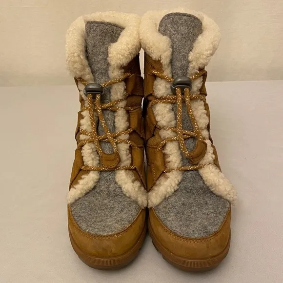 Sorel 8 Joan Of Arctic Wedge II Cozy Ankle Boots Brown Camel Color Suede