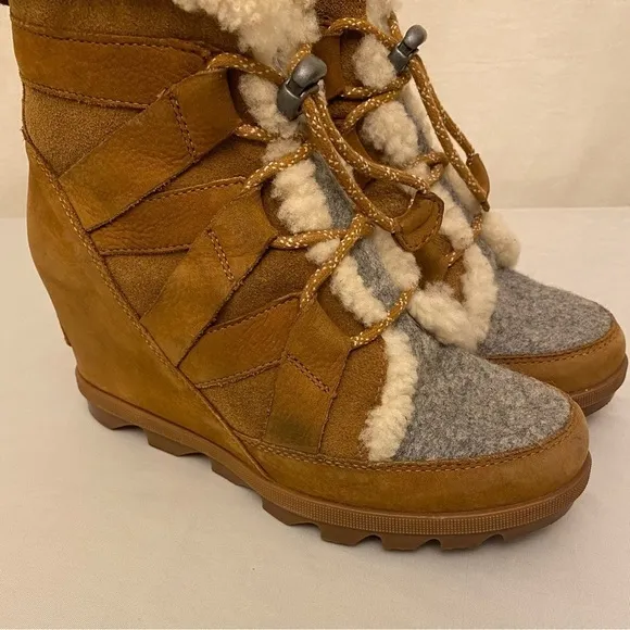 Sorel 8 Joan Of Arctic Wedge II Cozy Ankle Boots Brown Camel Color Suede