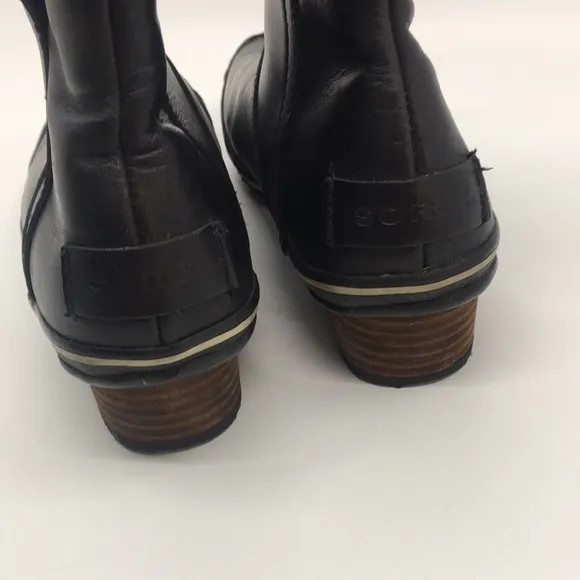 Sorel Black Waterproof Leather Short Slimboot Pull On Boots women’s size 8.5 M