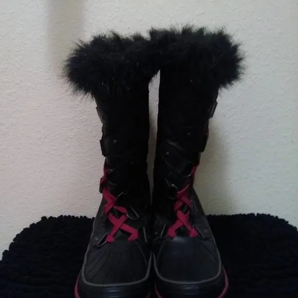 Sorel Black Winter Faux Fur Side Twist Lace-up Boots Size 7