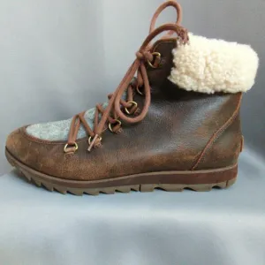 Sorel Boots Womens 11 Brown Harlow Cozy Distressed Lace
