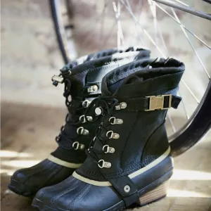 Sorel Conquest Carly Short Boots-Various sizes