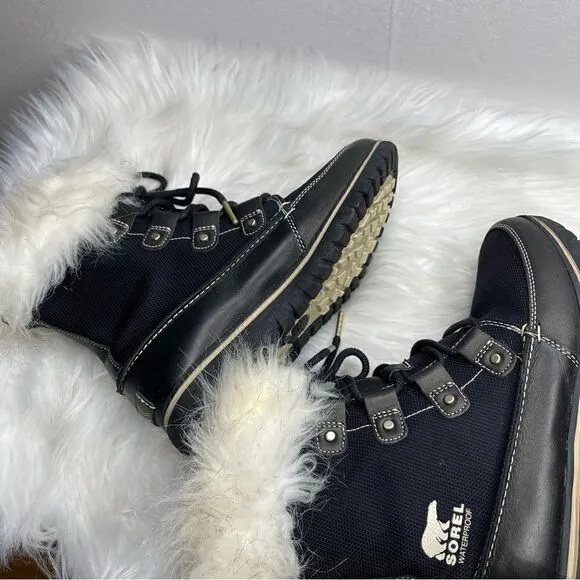 Sorel Cozy Joan X Celebration Lace Up Winter Boots 7