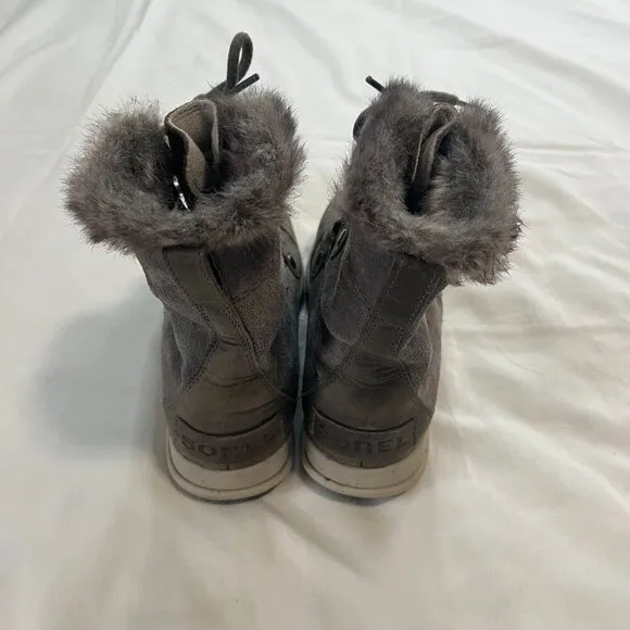 Sorel Dark Gray Faux Fur Short Winter Boots | Size 6.5