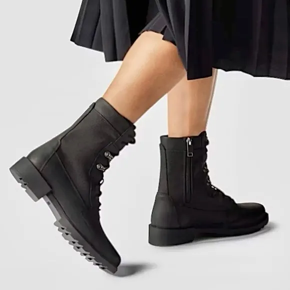 Sorel Emelie ll Combat Military Tall Boots Waterproof Lace Up Gorpcore Like New