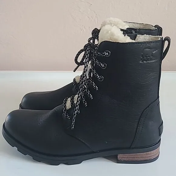 Sorel Emelie Short Lace Cozy - Waterproof Black Leather Shearling Boots Size 6.5