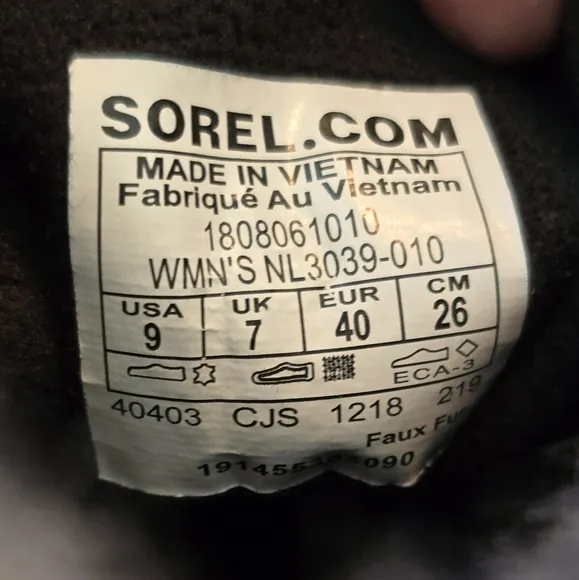 Sorel Explorer Joan Boot Black Faux Fur Size 9 Lace Up Waterproof
