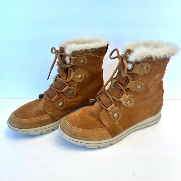 Sorel Explorer Joan boots in Camel brown, size 9.5