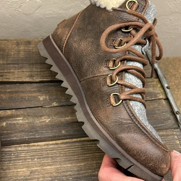 Sorel Harlow Lace Cozy Lined Brown and Gray Size 6 Boots