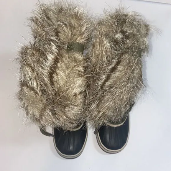 Sorel Joan Of Arctic Waterproof Faux Fur Boots Green/Black NL2429-383 Women Sz 7