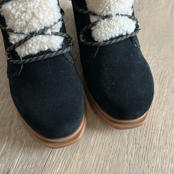 Sorel Joan of Arctic Wedge III Lace Cozy Boots