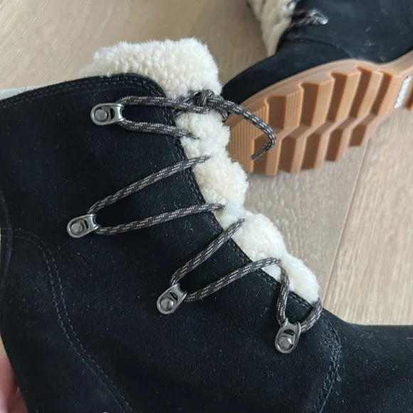 Sorel Joan of Arctic Wedge III Lace Cozy Boots