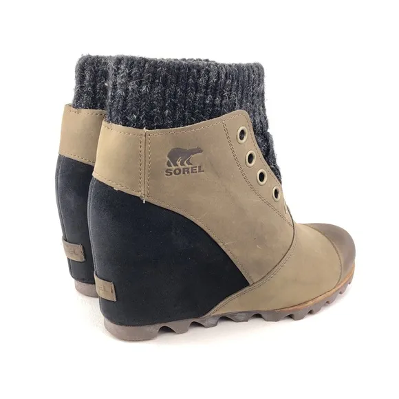 Sorel Joanie Sweater Wedge Ankle Boots 10