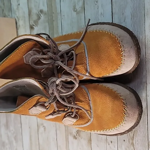 SOREL Joplin II Caramel Hiking Moccasins Boots Size 6.5 6½ Style‎ # 1945-274
