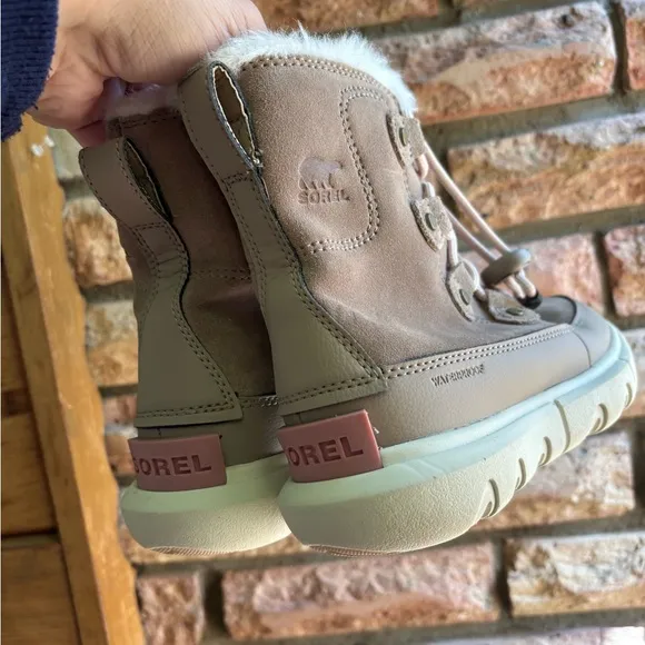 Sorel Kids Boots in Brown and Cream