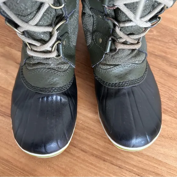 Sorel Kids Youth Girls Size 3 Tofino Green Winter Snow Boots Faux Fur LY1890-213