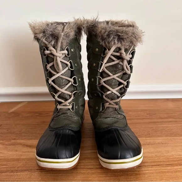 Sorel Kids Youth Girls Size 3 Tofino Green Winter Snow Boots Faux Fur LY1890-213