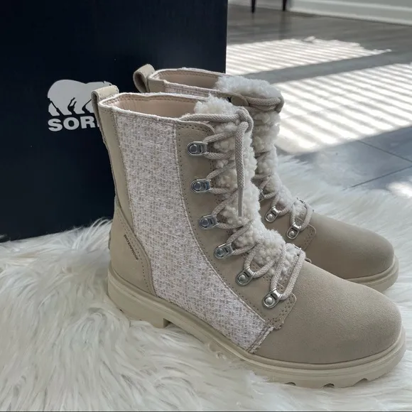 Sorel leather lace up boots fleece Lennox cozy women’s size 8
