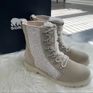 Sorel leather lace up boots fleece Lennox cozy women’s size 8