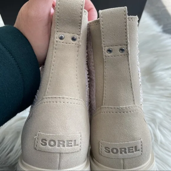 Sorel leather lace up boots fleece Lennox cozy women’s size 8