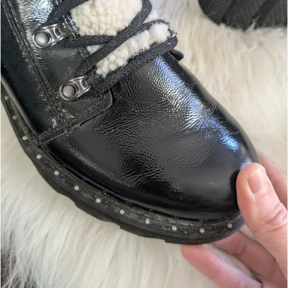 Sorel Lennox Black Patent Lace-Up Combat Lug Boots Booties Size 9
