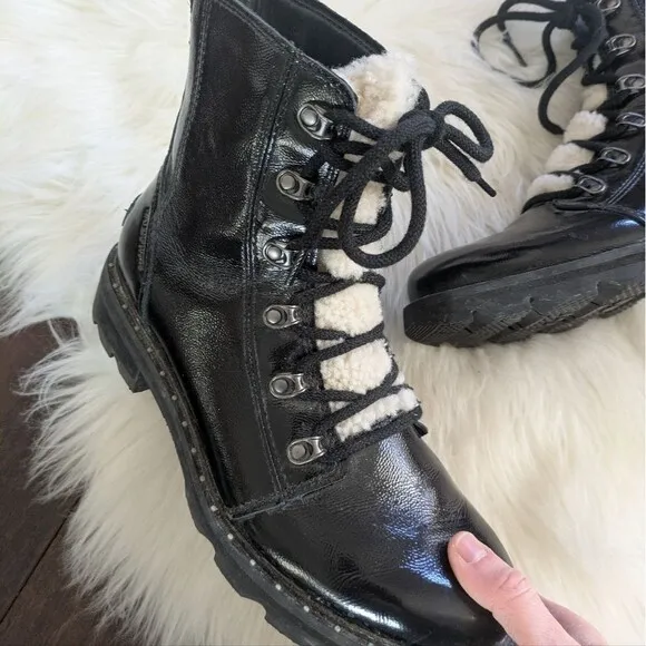Sorel Lennox Black Patent Lace-Up Combat Lug Boots Booties Size 9