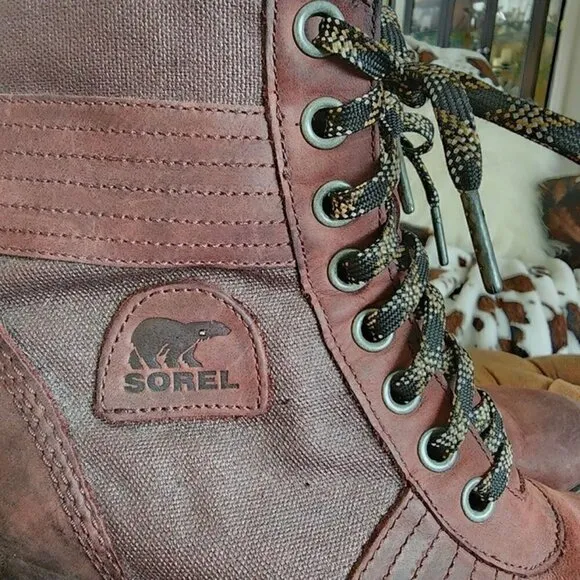 SOREL Lexie Cattail Wedge lace up Leather Boots 9.5