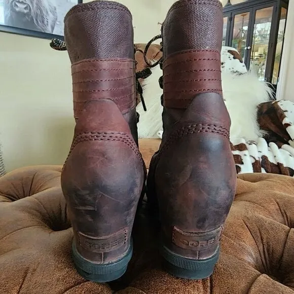 SOREL Lexie Cattail Wedge lace up Leather Boots 9.5