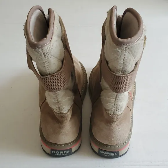 Sorel Newbie The Campus Tan Short Winter Boots Size 4
