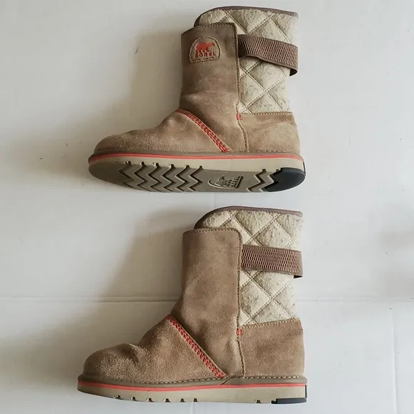 Sorel Newbie The Campus Tan Short Winter Boots Size 4