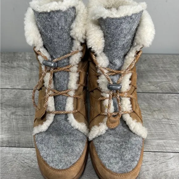 Sorel NL3361 Joan of Arctic II Cozy Women’s Brown Leather Booties Boots Size 10