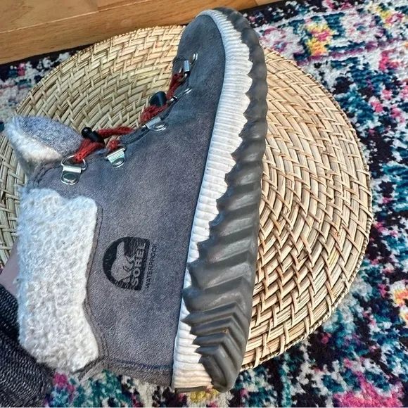 Sorel Out N About Conquest Waterproof Boots Kids 3 Lace Up