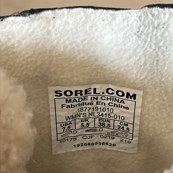 Sorel Phoenix Short Lace Cozy Leather Winter Boots Black