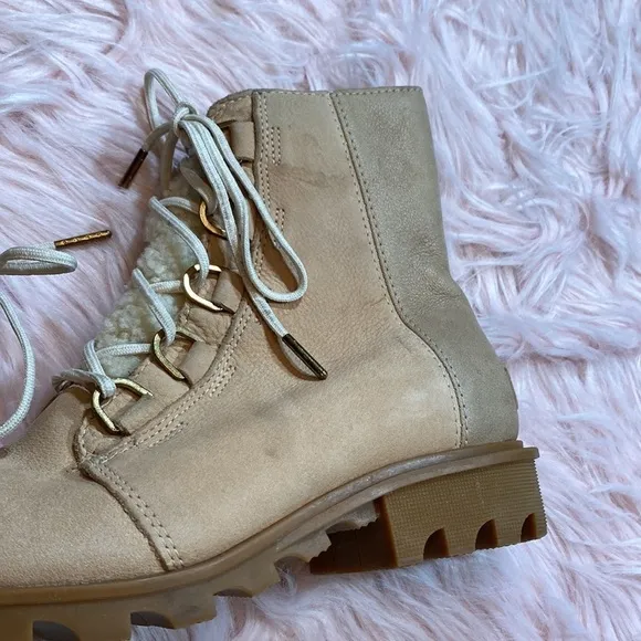 Sorel Phoenix Short Lace Luxe Shearling Fur Booties sz 8