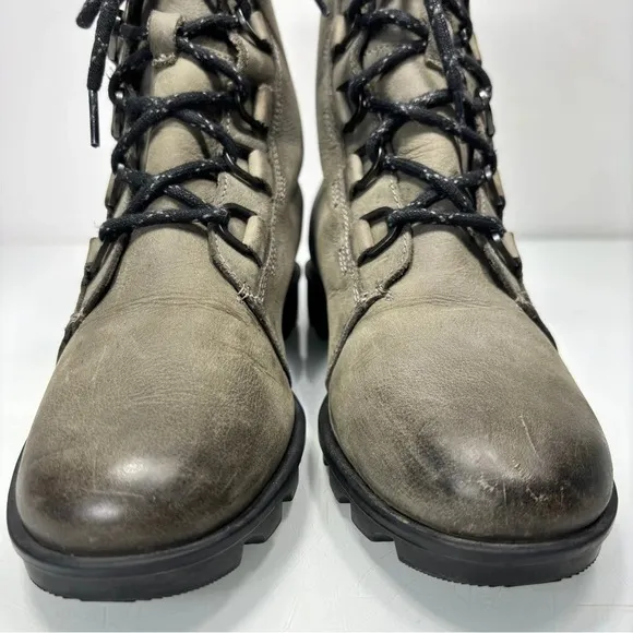 Sorel Phoenix Short Lace Waterproof Greenish Gray Leather Quarry Boots Size 10