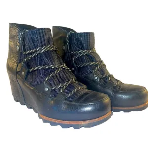 Sorel Sandy Lace Up Leather Wedge Boots Womens Sz 8.5 8 1/2 waterproof comfort
