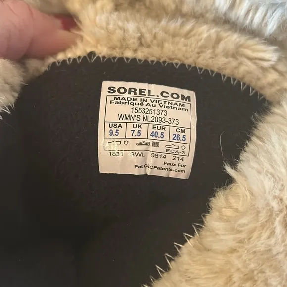 Sorel Tivoli High II Boots in Curry Size 9.5 Waterproof Like New Condition! ❄️